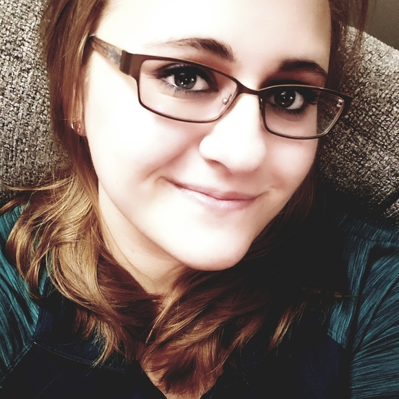 Meet your Posher, Lexi - Picture 3 of 3